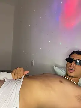 lzinho9153 online show from 01-12-26, 12:49