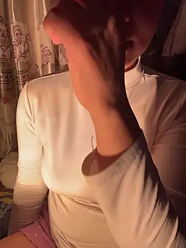 Snapshot of Bong_lovelyy chatting on 01-10-26, 02:30 Bong lovelyy online show from 01-10-26, 02:30