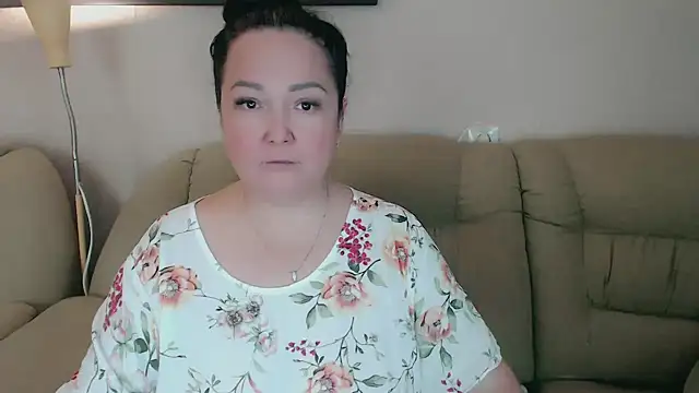 infinity loveliness online show from 10-16-25, 07:09