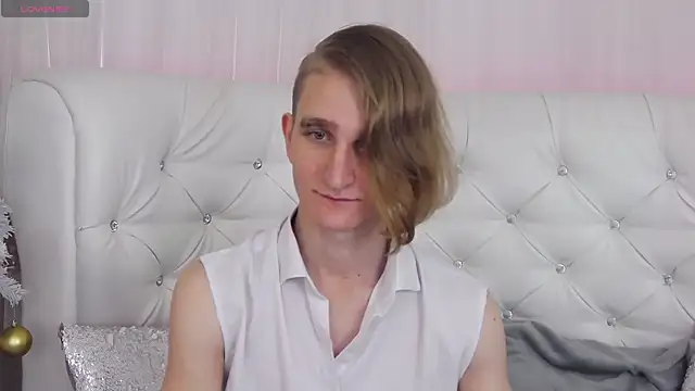 ArnoldRizzo online show from 01-08-26, 04:15