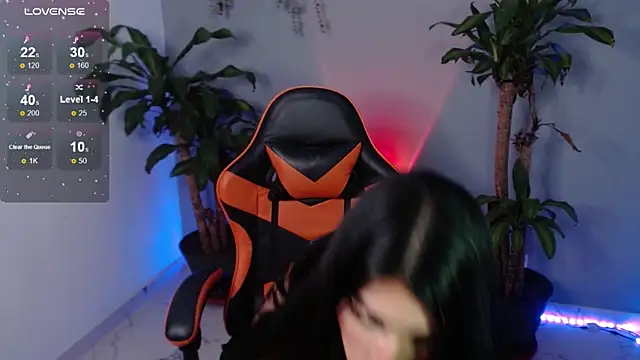 Snapshot of Lovely_bella_ chatting on 03-04-26, 07:47 Lovely bella online show from 03-04-26, 07:47