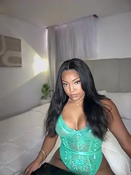 Snapshot of Soler_magnet chatting on 02-05-26, 08:35 Soler magnet online show from 02-05-26, 08:35