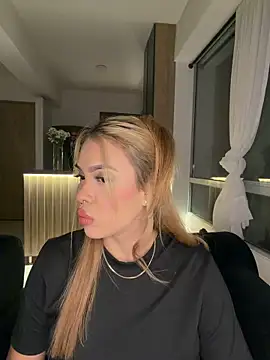 Snapshot of karymoron chatting on 02-10-26, 05:22 karymoron online show from 02-10-26, 05:22