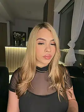 Snapshot of karymoron chatting on 02-13-26, 05:14 karymoron online show from 02-13-26, 05:14