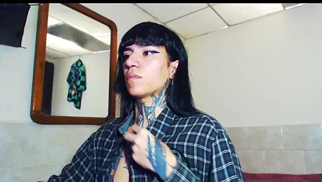 Snapshot of jazmin_wolf chatting on 01-12-26, 04:56 jazmin wolf online show from 01-12-26, 04:56