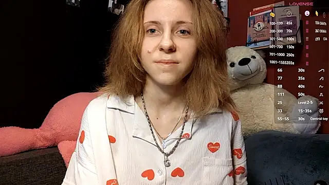 TiaraHenegan online show from 02-03-26, 07:24