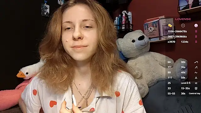 TiaraHenegan online show from 02-11-26, 07:13