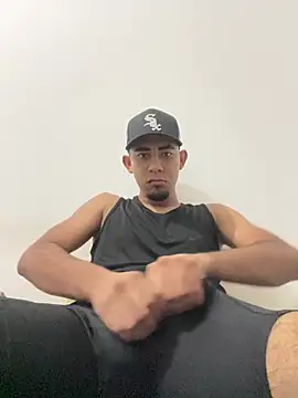 youngalexofficial online show from 02-10-26, 12:37