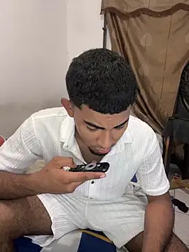 youngalexofficial online show from 02-22-26, 11:36