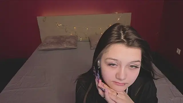 Snapshot of xxxnaughtyfoxyxxx chatting on 03-02-26, 09:27 xxxnaughtyfoxyxxx online show from 03-02-26, 09:27