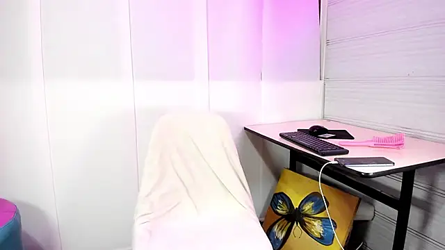 Sue blue online show from 02-19-26, 03:46