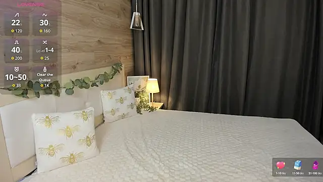 BlondeHott online show from 01-17-26, 07:02