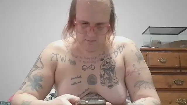 Flutterfli online show from 01-08-26, 04:42