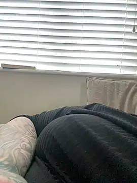 Size24Queen online show from 01-16-26, 12:42