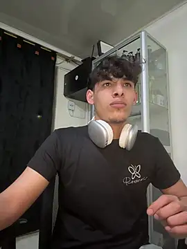 MaxStar26 online show from 03-21-26, 05:12