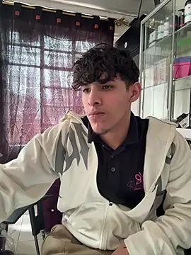 MaxStar26 online show from 04-06-26, 04:19