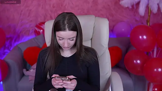 Snapshot of AlexaFleur chatting on 02-06-26, 02:20 AlexaFleur online show from 02-06-26, 02:20