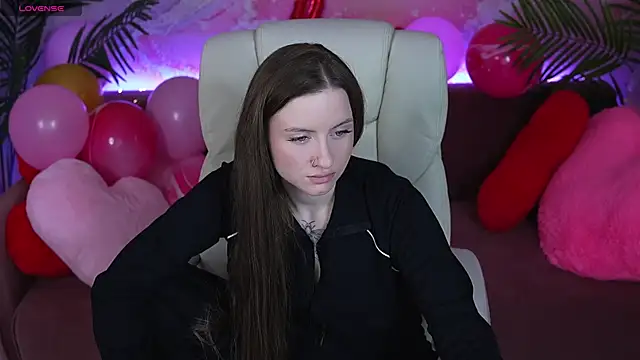 Snapshot of AlexaFleur chatting on 02-14-26, 02:47 AlexaFleur online show from 02-14-26, 02:47