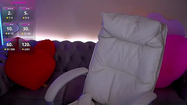 Snapshot of AlexaFleur chatting on 02-18-26, 01:51 AlexaFleur online show from 02-18-26, 01:51