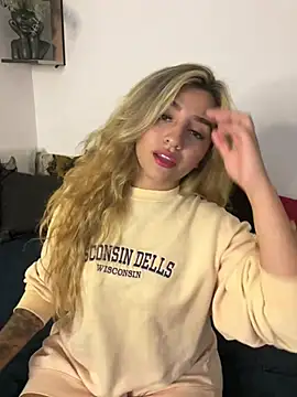 Felicity Hops online show from 01-14-26, 11:31