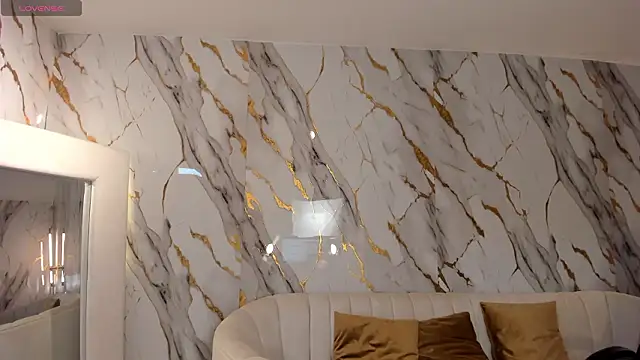 Snapshot of KayraLanne chatting on 02-14-26, 03:36 KayraLanne online show from 02-14-26, 03:36