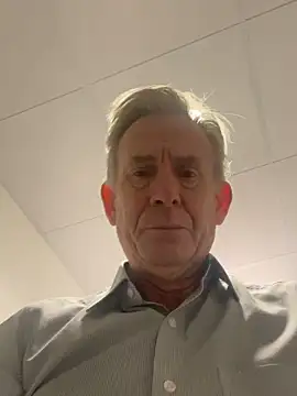 Snapshot of Pierre4tjyxx chatting on 02-03-26, 10:42 Pierre4tjyxx online show from 02-03-26, 10:42