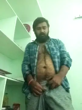 Snapshot of handsomeboy1414 chatting on 01-11-26, 04:39 handsomeboy1414 online show from 01-11-26, 04:39