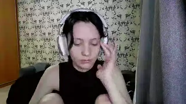 LxayBloom online show from 03-04-26, 11:38