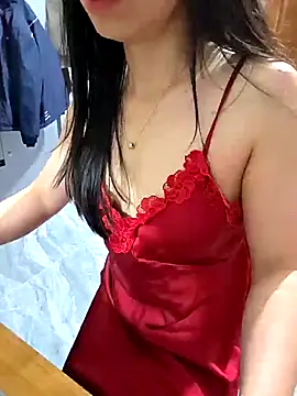 Snapshot of moon_baby99 chatting on 02-01-26, 12:53 moon baby99 online show from 02-01-26, 12:53