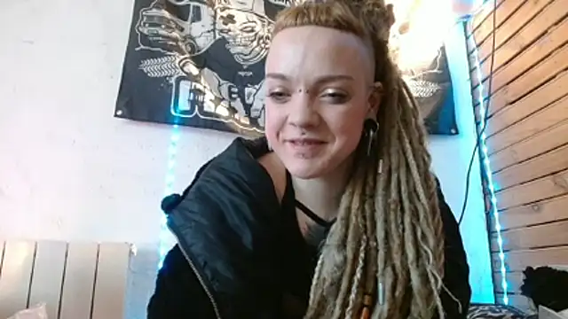 Snapshot of spiralhokkaido23 chatting on 02-16-26, 10:33 spiralhokkaido23 online show from 02-16-26, 10:33