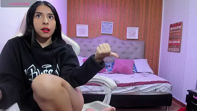 Snapshot of chiquita_lover_ chatting on 02-02-26, 07:23 chiquita lover online show from 02-02-26, 07:23