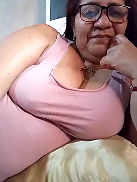 Snapshot of Sammylatinaxxx chatting on 03-16-26, 08:46 Sammylatinaxxx online show from 03-16-26, 08:46