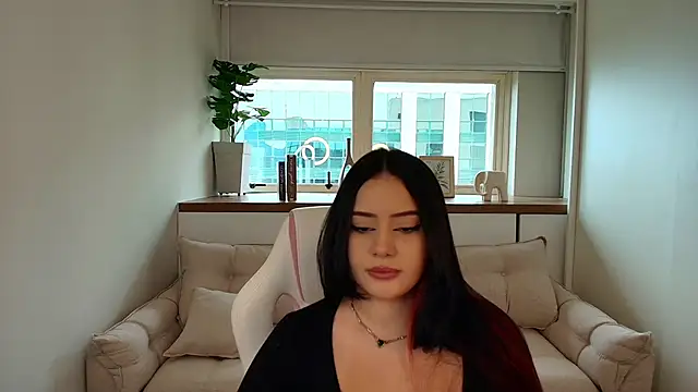 Larissa Baby online show from 01-19-26, 11:25