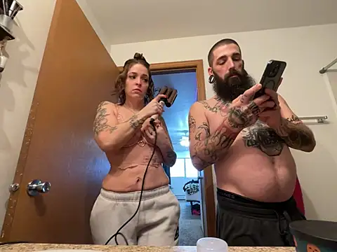 Snapshot of aria_lee1987 chatting on 02-14-26, 02:58 aria lee1987 online show from 02-14-26, 02:58