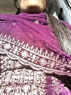 Snapshot of catstar143 chatting on 02-12-26, 05:35 catstar143 online show from 02-12-26, 05:35