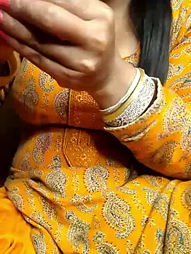 Snapshot of catstar143 chatting on 03-23-26, 03:49 catstar143 online show from 03-23-26, 03:49