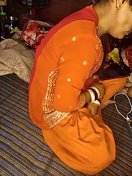 Snapshot of catstar143 chatting on 03-27-26, 04:18 catstar143 online show from 03-27-26, 04:18