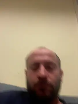 Snapshot of Majestik1 chatting on 03-15-26, 02:01 Majestik1 online show from 03-15-26, 02:01