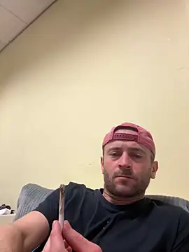 Snapshot of Majestik1 chatting on 03-27-26, 10:48 Majestik1 online show from 03-27-26, 10:48