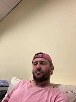 Snapshot of Majestik1 chatting on 04-08-26, 10:59 Majestik1 online show from 04-08-26, 10:59