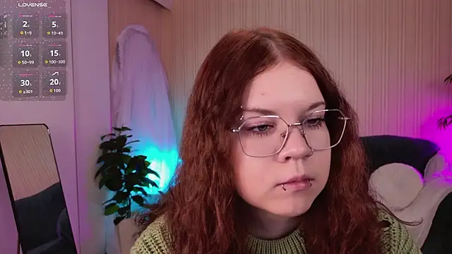 A Lot of Bunny online show from 02-28-26, 07:09