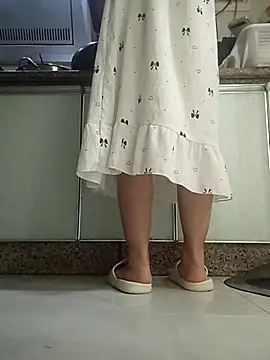 Xiaoyue001 online show from 01-15-26, 01:05