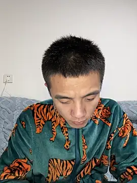 TOYOTA-01 online show from 01-10-26, 05:04