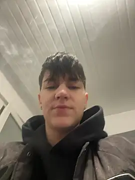 ravenryx online show from 01-10-26, 06:15