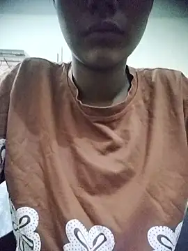 Queen-hot- online show from 04-06-26, 05:52