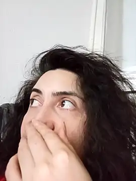 Snapshot of darkgodessone chatting on 03-04-26, 01:11 darkgodessone online show from 03-04-26, 01:11