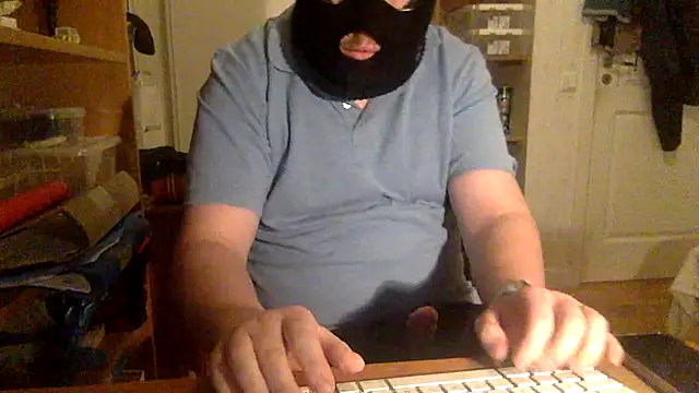 Snapshot of Herr_Snusk chatting on 01-18-26, 06:01 Herr Snusk online show from 01-18-26, 06:01