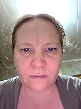 Didi Evvie online show from 01-06-26, 04:21