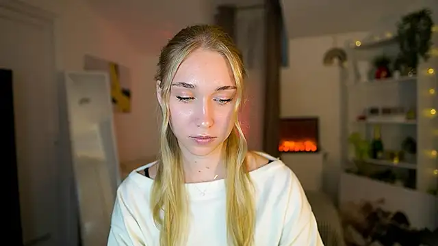 MilaBunny2000 online show from 01-08-26, 11:45