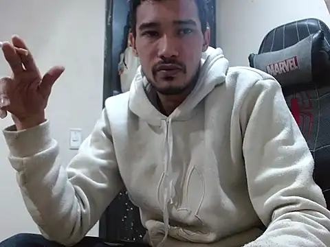 Calientes96 online show from 02-11-26, 03:55